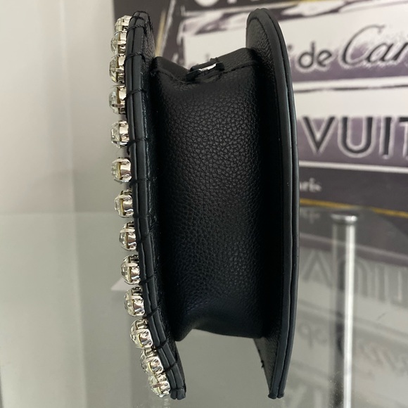 Love my stud crossbody bag 🖤(Black) - Picture 8 of 10